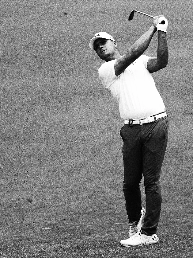 Mike Toorop playing Golf
